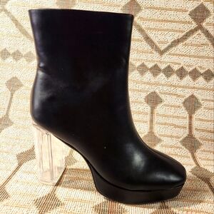 Brand: Wild Pair, Style: CHARLEEP, Size: 6M, 9.5M, Color: Black